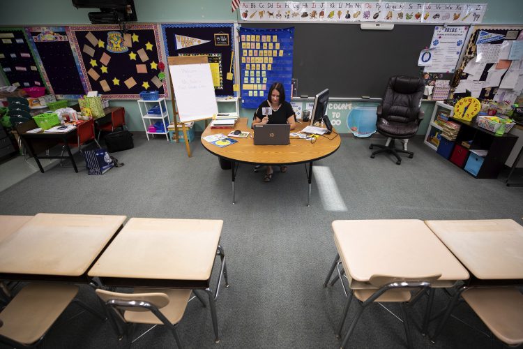 Pandemic prompts changes in how future teachers are trained